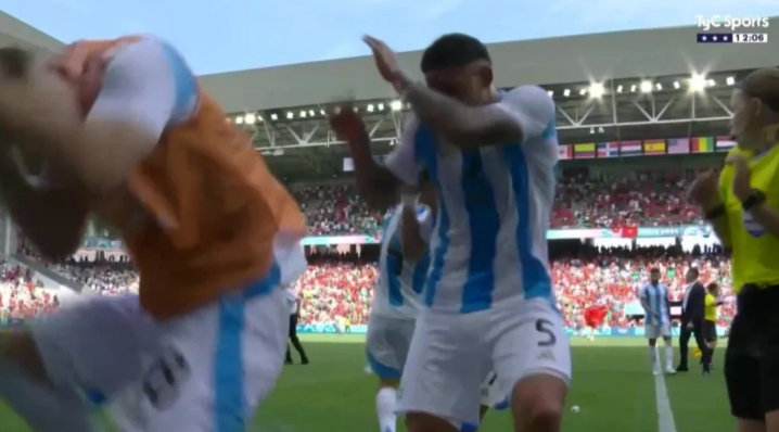 Polémica durante el partido de Argentina contra Marruecos: silbaron el himno y arrojaron bombas de&nbsp;estruendo