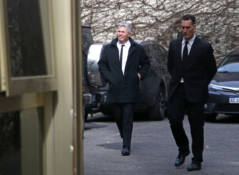 Burlando arremete contra los padres de Loan y advierte que les espera «el&nbsp;infierno»