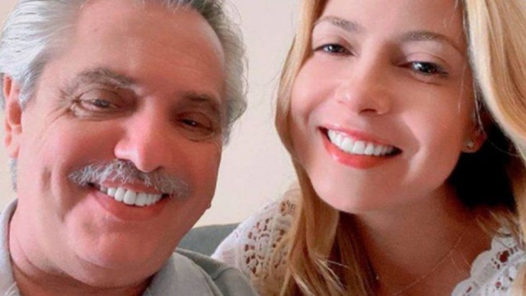 Ex médico presidencial reveló que Alberto y Fabiola mencionaron un «golpe accidental en la&nbsp;cama»