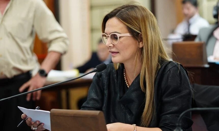 Amalia Granata: «La reforma tiene que ser para la gente, chau Senado y menos&nbsp;diputados»
