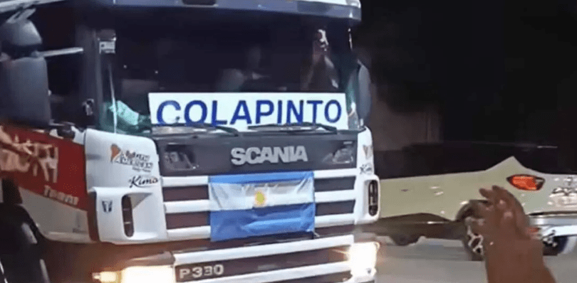 Franco Colapinto ayuda a los vecinos de Bahía&nbsp;Blanca