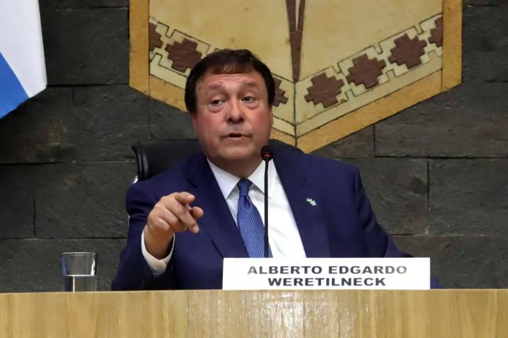 Rio Negro: Weretilneck acompaña a San Antonio Oeste con más obras y&nbsp;subsidios