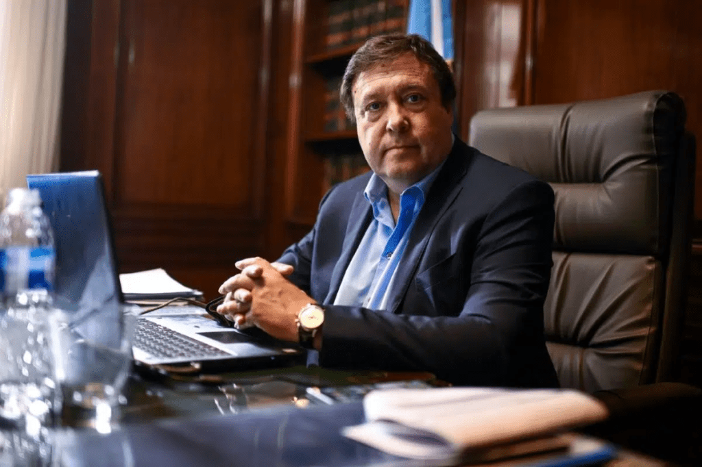 Weretilneck anunció la construcción de un nuevo hospital en Fernandez&nbsp;Oro