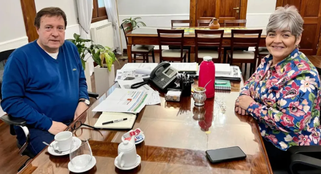 Educación: Weretilneck y la ministra Patricia Campos anunciaron obras en escuelas de Río&nbsp;Negro